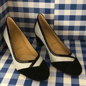 New Trotters black suede/metallic size 6